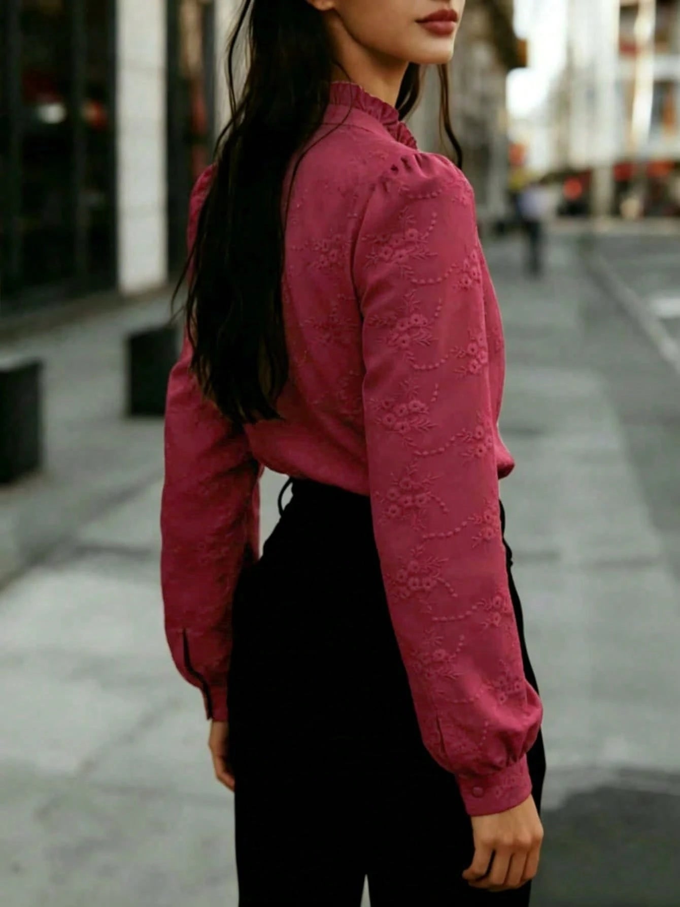 Women's Solid Color Long Sleeve Shirt With Floral Embroidery