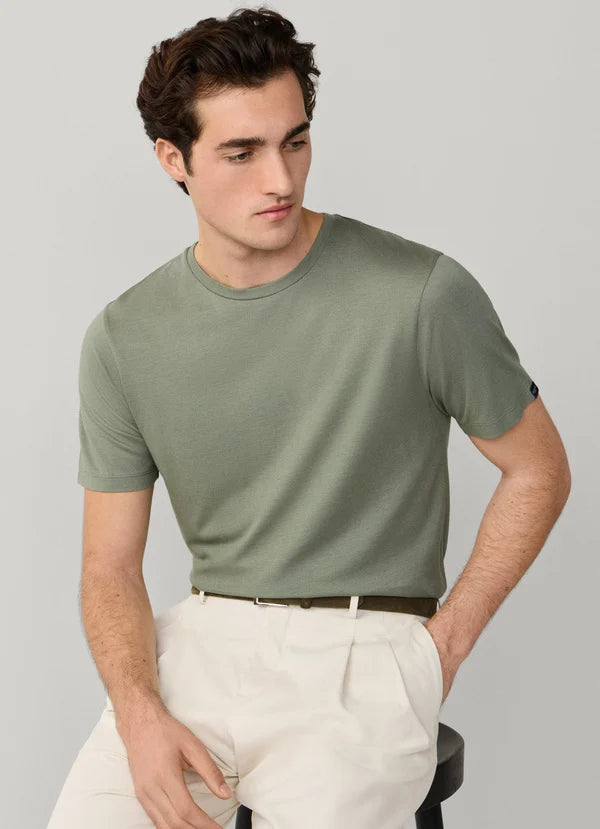 Classic Fit Short Sleeve Travel T-Shirt