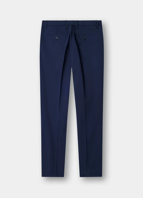 Relaxed Fit Regent Drawstring Chino